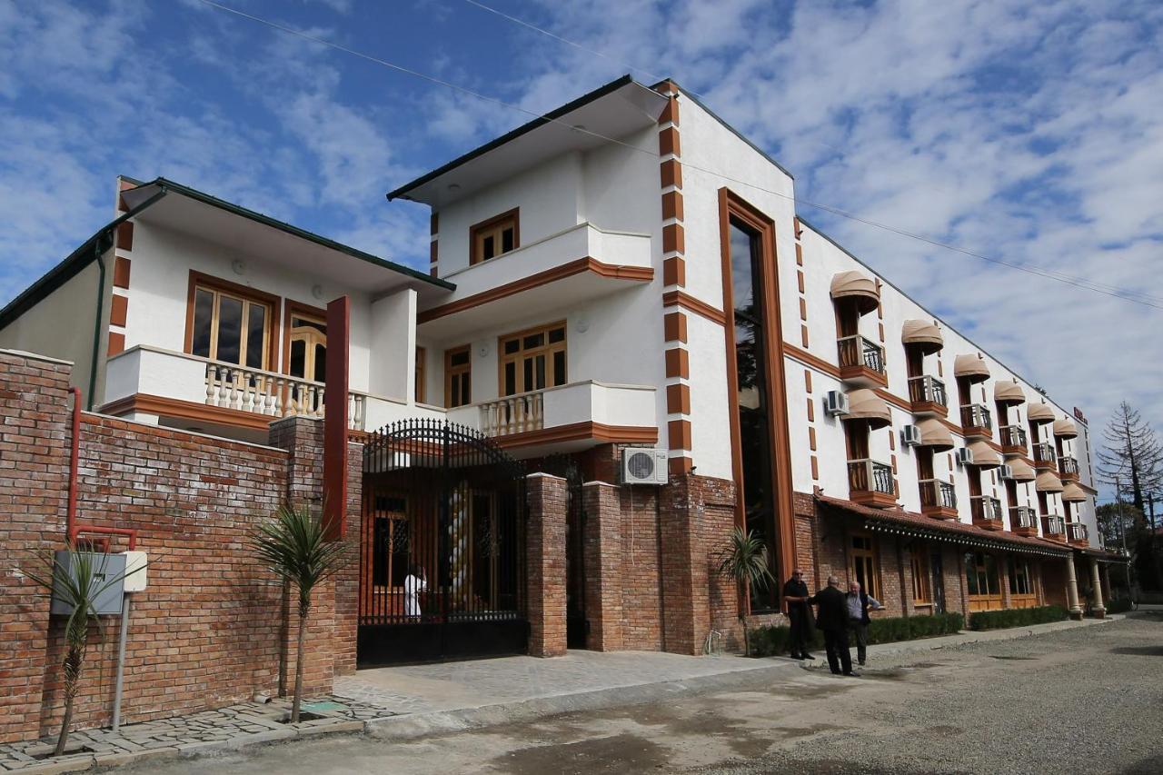 Hotel Shogi Zugdidi Zewnętrze zdjęcie
