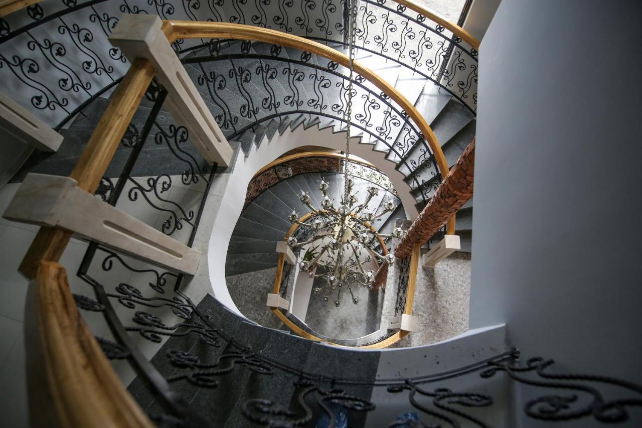 Hotel Shogi Zugdidi Zewnętrze zdjęcie